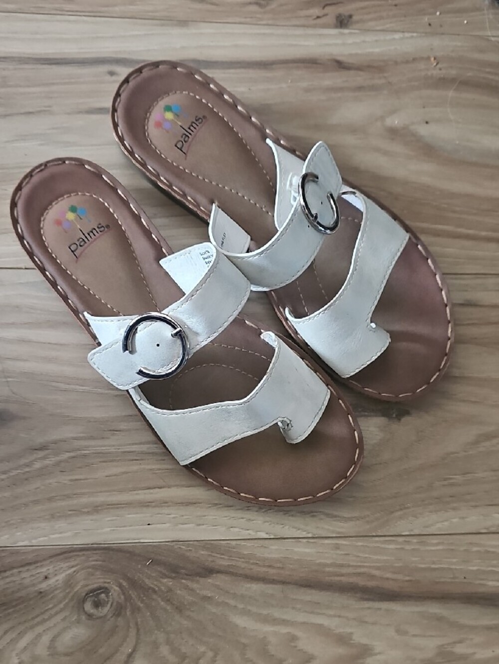 Palms Womens White Buckle Slide Toe Ring Flex Sandals